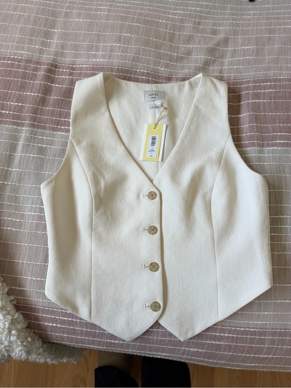 Aritzia Pacino Vest Crepette Size 4